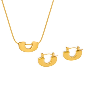 U-shaped pendant necklace and hoop earrings set in polished 18k gold plated steel
