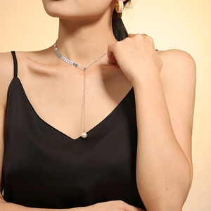 Elegant wheat ear leaf pendant necklace with pearl charm in 18k gold plated titanium steel