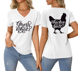 Vue recto-verso d'un t-shirt blanc à col en V avec un motif amusant de Chicken Butt