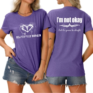 T-shirt violet à col rond avec motif cœur et texte inspirant imprimé au dos