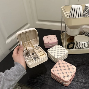 Portagioie portatile in pelle PU con chiusura lampo e scomparti multifunzione