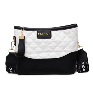 Quilted black and white crossbody bag with gold FASHION plaque and wide strap
