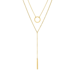 Collana a strati dorata con anello martellato e ciondolo a barra verticale su sfondo bianco