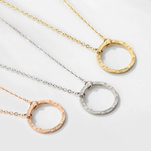 Three-color hammered surface stainless steel circle pendant necklaces set for women
