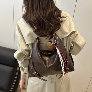 Borsa Tote da Donna Grande Capacità in Pelle PU Retrò Casual a Spalla Con Ciondolo Orsetto Pendolare Sottobraccio a Tracolla