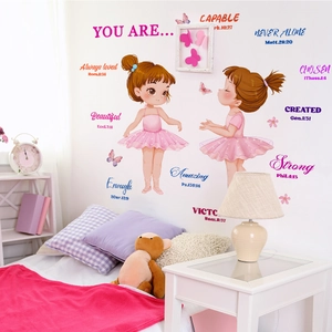 Wandsticker mit tanzenden Ballerinas und motivierenden englischen Sprüchen für Mädchenzimmer