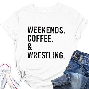 T-shirt bianca in cotone con stampa Weekends Coffee and Wrestling in stile casual
