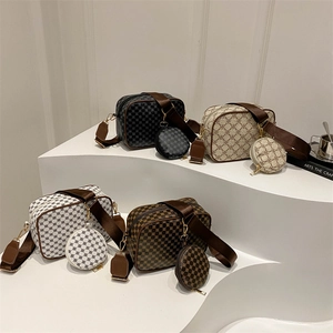 Retro plaid crossbody camera bag set in four colors with detachable round coin purse charms