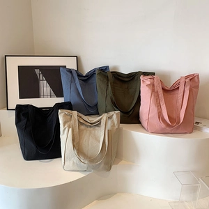 Minimalist canvas tote bag for women in five colors with large capacity shoulder straps