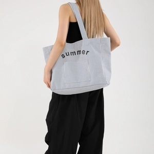 Grand sac cabas en toile à rayures bleues et blanches avec broderie Summer
