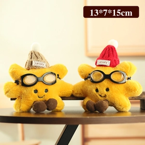 Star-shaped plush pendant with knit hat and goggles, measuring 13x7x15cm for bag charms