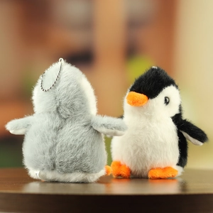 Schattige pluche pinguïnhangers in grijs en zwart voor rugzakken of sleutelhangers