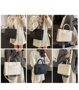 Vue multi-angle d'un sac à main élégant avec bandoulière géométrique en noir et crème