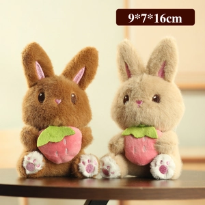 Lapins en peluche marron et beige mignons avec fraises et dimensions 9*7*16cm
