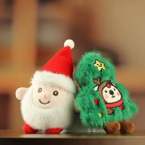 Set de peluches mignonnes sapin de Noël et Père Noël pour une décoration de fête festive