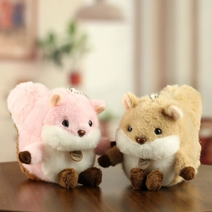 Lot de porte-clés écureuils en peluche douce avec pendentifs en bois pour sacs à dos