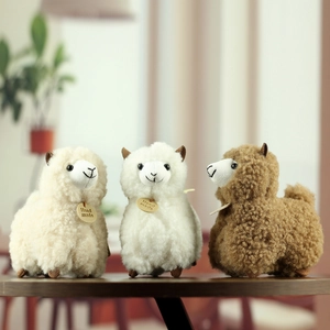 Cute Plush Alpaca Keychain Soft Stuffed Animal Doll Bag Pendant With Handmade Wood Tag For Girls Backpack Ornament Gift
