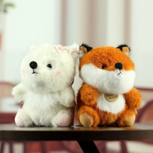 Ensemble peluche ours blanc et renard orange fait main avec une texture très douce