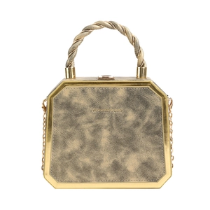 Elegante goudkleurige metalen frame achthoekige avond tas met gedraaide handvat en ketting voor dames