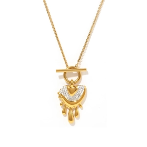 Collana dorata con ciondolo a cuore fuso, strass e chiusura OT su catena a maglie tonde