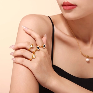 Bague Pour Femme En Acier Titane Plaqué Or Avec Diamant Tchèque Nacre Chiffres Romains Zodiaque Bijoux Minimalistes