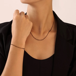 Collier Et Bracelet Minimalistes En Acier Titane Plaqué Or Perles De Verre Noires Style Bohème Pour Femmes