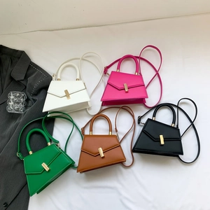 Minimalist leather trapezoid handbags in five colors with gold buckles and straps