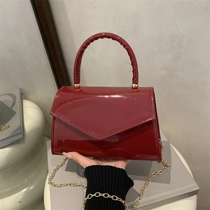 Women Patent Leather Envelope Crossbody Bag Minimalist Chain Small Square Handbag For Daily Commuting Office Fashion Wear