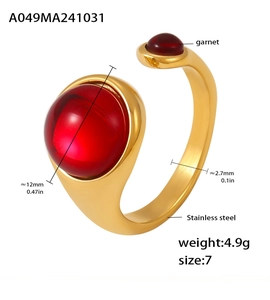 Detailed size chart of a gold stainless steel ring featuring red garnet stone measurements