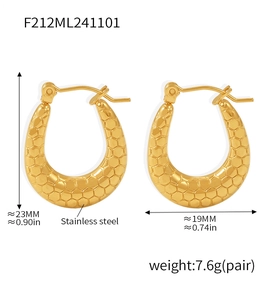Detailed size specifications for 18K gold plated stainless steel fish scale earrings