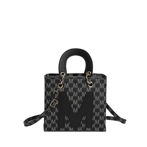 Grand sac cabas rétro gris-noir avec imprimé motif M et finitions dorées sur fond blanc