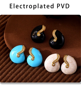 Three pairs of shell-shaped earrings with PVD gold plating and inlaid white cubic zirconia