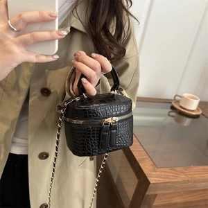 Chic black crocodile pattern vanity case bag with gold chain strap and top handle