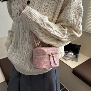 Pink crocodile pattern box shoulder bag with chain strap and dual zipper closure for women