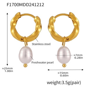 Detailed dimensions of twist hoop earrings with freshwater pearl in stainless steel