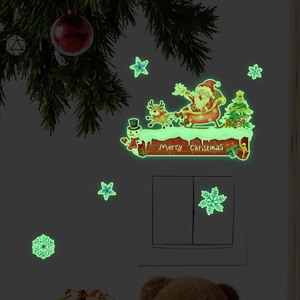 Leuchtender Weihnachts-Lichtschalteraufkleber mit Weihnachtsmann und Rentieren