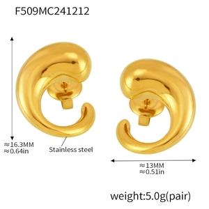 Macro shot of 18K gold plated stainless steel teardrop earrings with precise dimensions