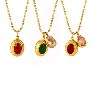 Gouden roestvrijstalen kogelketting met elegante ovale en druppelvormige edelstenen