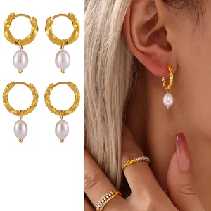 French Retro Twisted Stainless Steel Hoop Earrings With Drop Freshwater Pearl PVD 18K Gold Plated Elegant Jewelry For Women