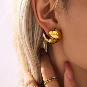 Polished 18K gold plated teardrop earrings with minimalist curved design for women