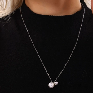 Elegantes Edelstahl-Doppelperlen-Halskettenset mit Zirkon-Akzenten an einer silbernen Kugelkette