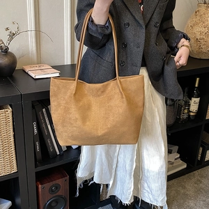 Minimalist large brown suede tote bag for women, stylish winter shoulder handbag for daily use