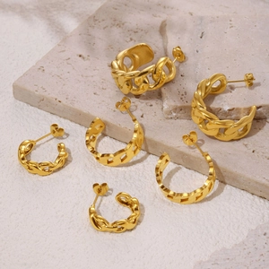 PVD 18K gold plated stainless steel curb link C-shape hoop earrings for women