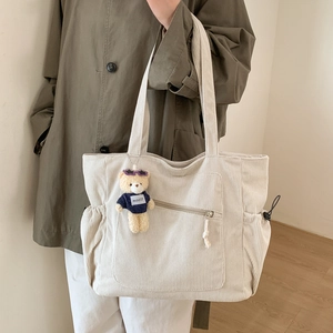 Grand sac cabas en velours côtelé blanc avec fermeture éclair et pendentif ours mignon