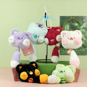 Lot de charms chats en peluche colorés avec clochettes en métal pour sacs à main