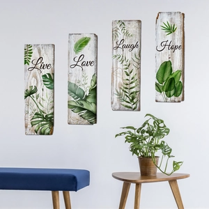 Set van 4 rustieke houten wandpanelen met planten en tekst Live Love Laugh