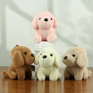 Set portachiavi cucciolo di peluche in quattro colori con pelliccia morbida e anelli