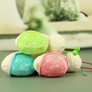 Porte-clés escargots en peluche rose, bleu et vert avec broderie fine et crochet métal