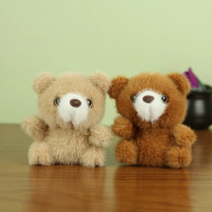 Mignons ours en peluche kaki et marron foncé pour sacs et porte-clés