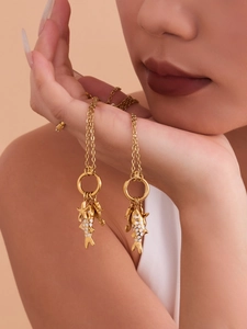Détails de colliers marins plaqués or 18 carats avec pendentifs poisson et hippocampe